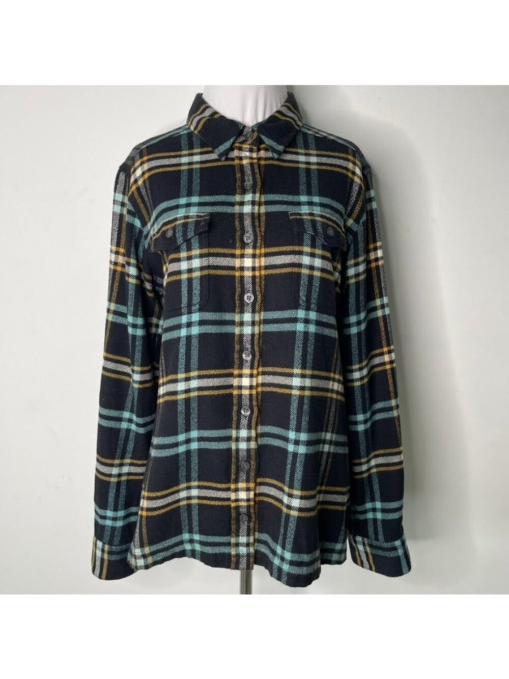 Patagonia Womens Fjord Flannel Shirt Size 6 Black Turquoise Plaid Long Sleeve